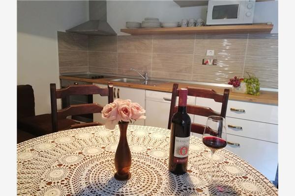 Apartment A4, for 4 persons