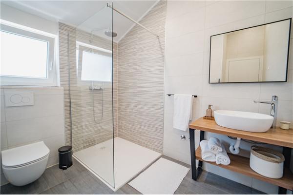 House K1, for 8 persons