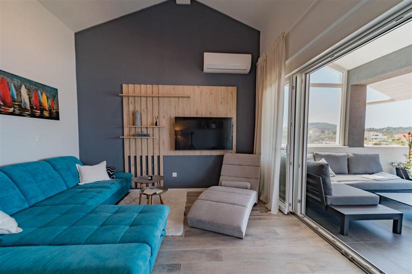 House K1, for 8 persons