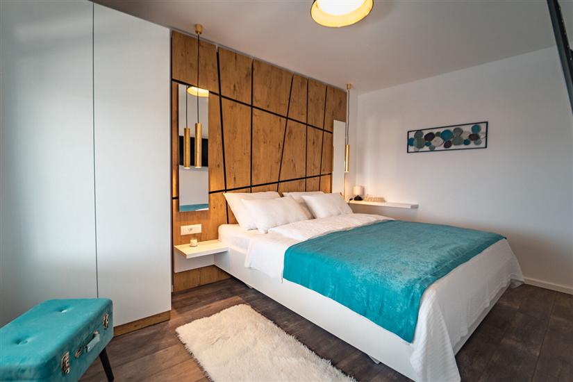 House K1, for 8 persons