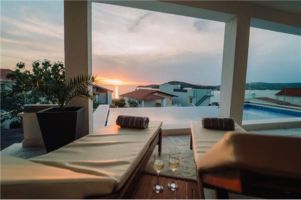 House K1, for 8 persons