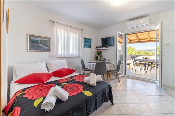 Apartment A1, for 4 persons