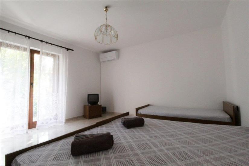 Apartment A1, for 3 persons