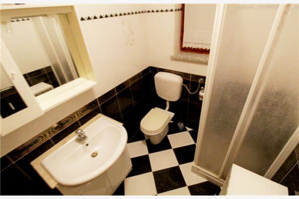 Apartment A4, for 5 persons