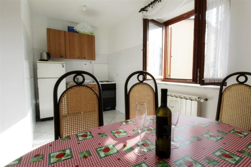 Apartment A5, for 4 persons