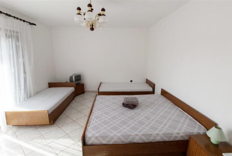 Apartment A5, for 4 persons