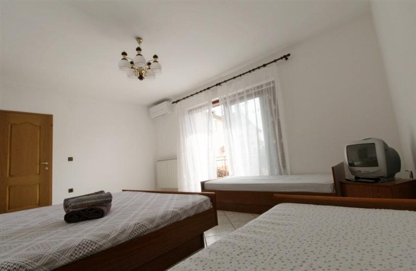Apartment A5, for 4 persons