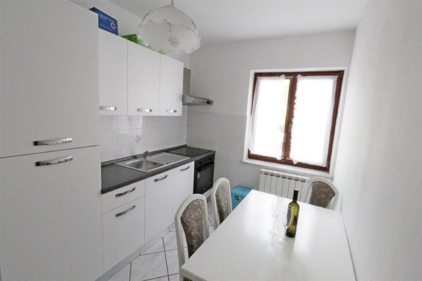 Apartment A6, for 5 persons