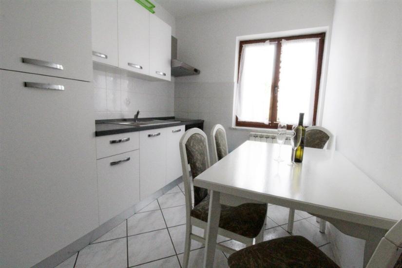 Apartment A6, for 5 persons