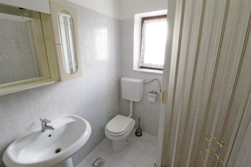 Apartment A6, for 5 persons