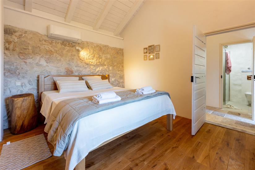 House K1, for 5 persons