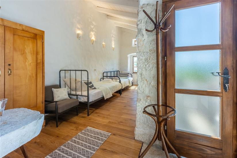 House K1, for 5 persons