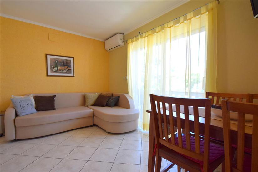 Apartment A2, for 3 persons