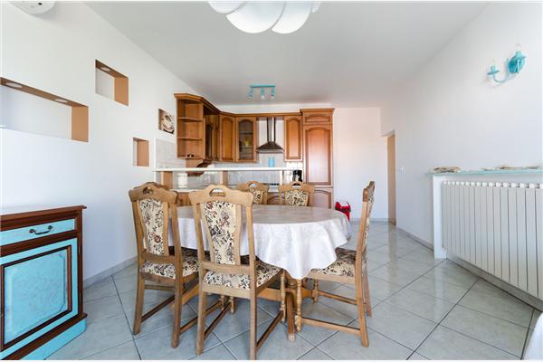 Apartment A1, for 6 persons