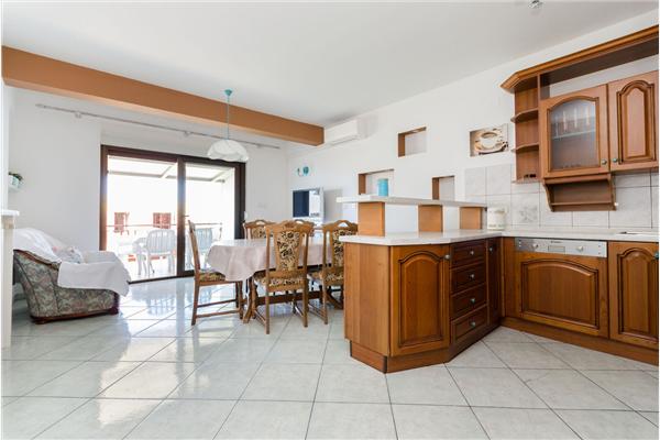 Apartment A1, for 6 persons