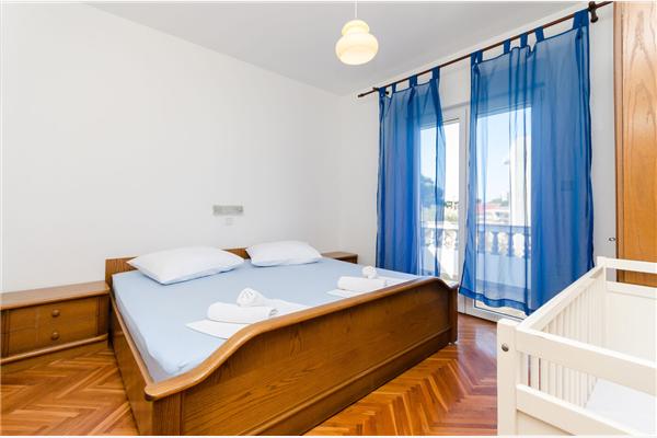 Apartment A1, for 6 persons
