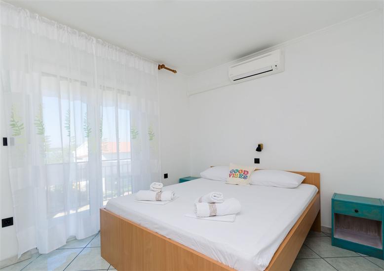 Apartment A2, for 5 persons