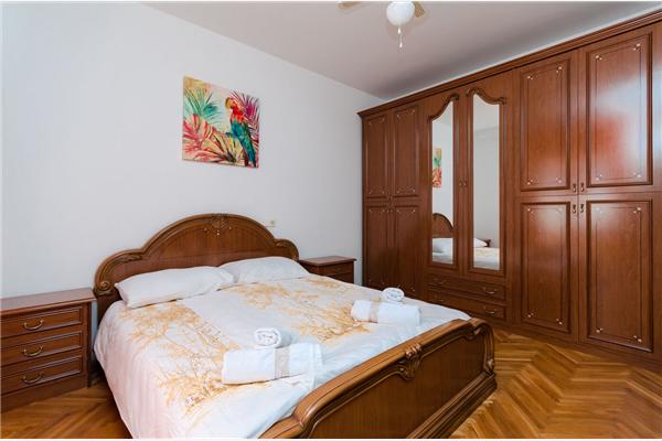 Apartment A2, for 5 persons