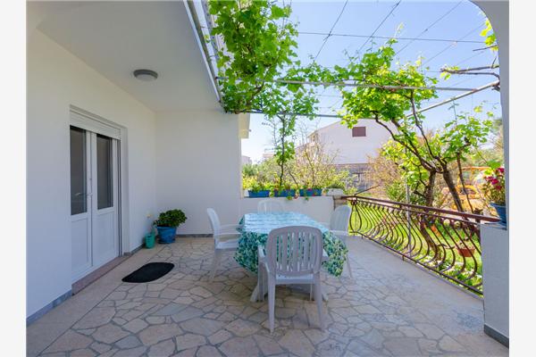 Apartment A3, for 6 persons