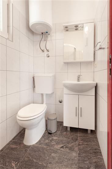 Apartment A2, for 5 persons