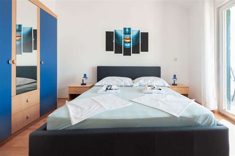 Apartment A2, for 5 persons