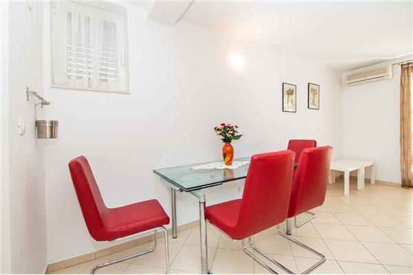 Apartment A1, for 4 persons