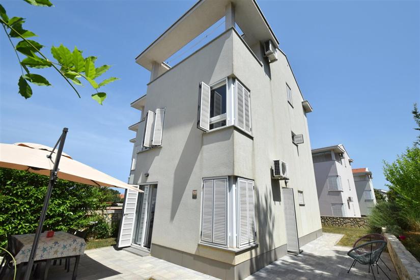 Апартамент Rosemary