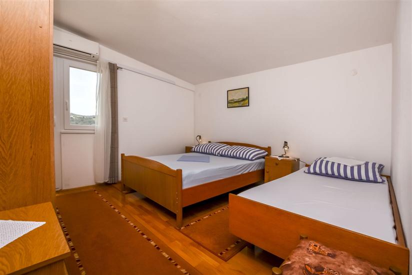 Apartment A1, for 3 persons