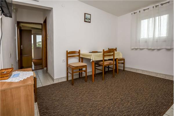 Apartment A1, for 3 persons