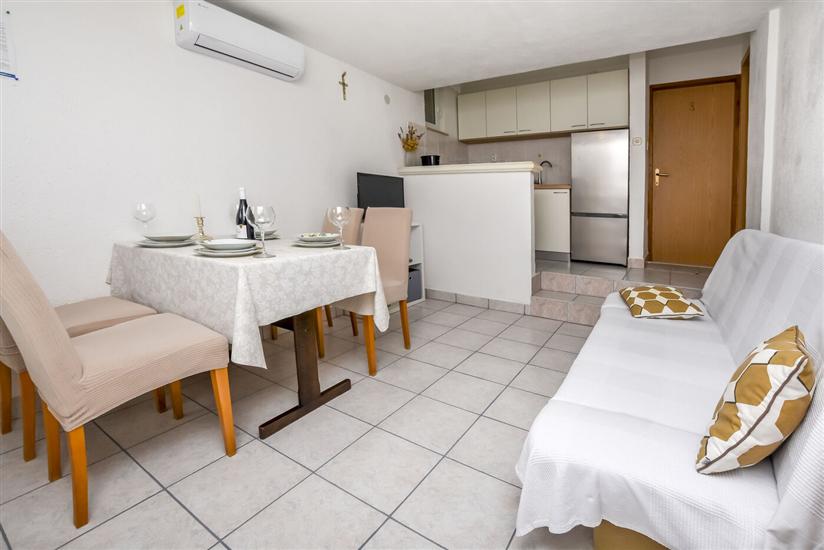Apartment A1, for 4 persons