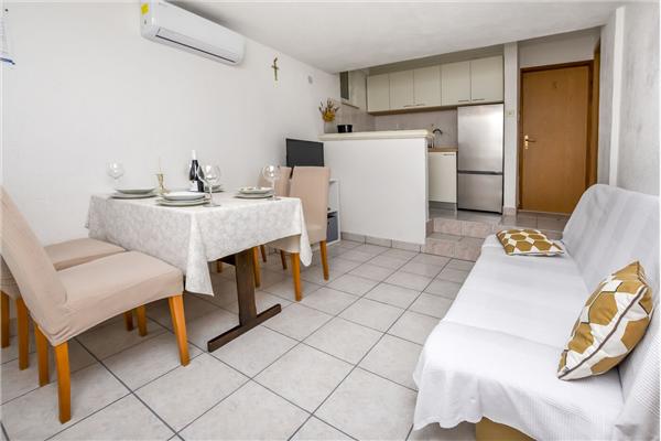 Apartment A1, for 4 persons