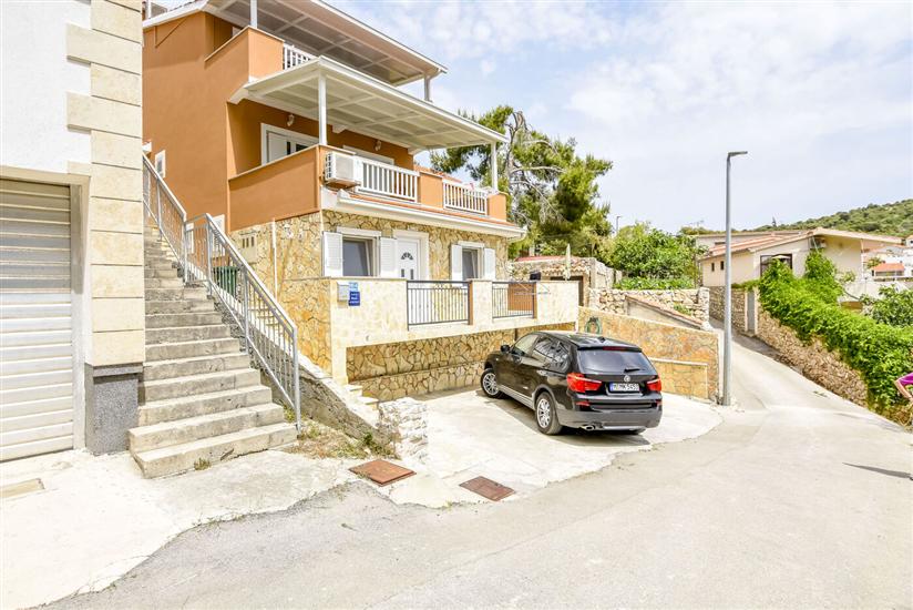 Apartments Ive i Maja