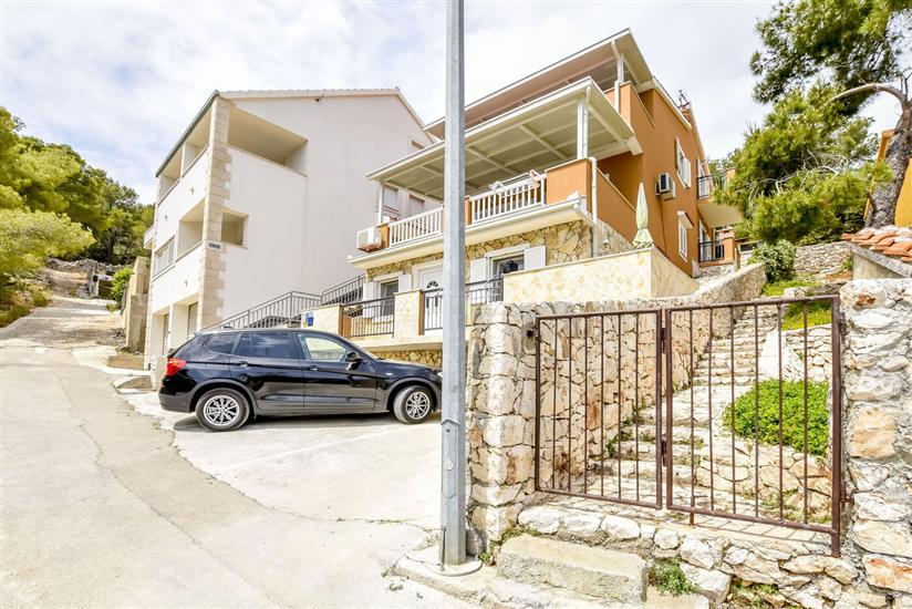 Apartments Ive i Maja