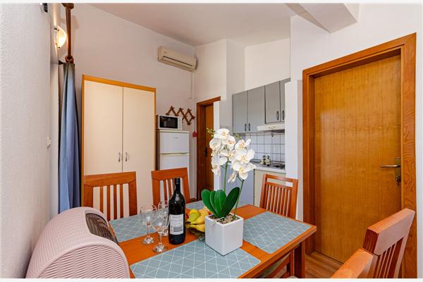 Apartment A1, for 4 persons