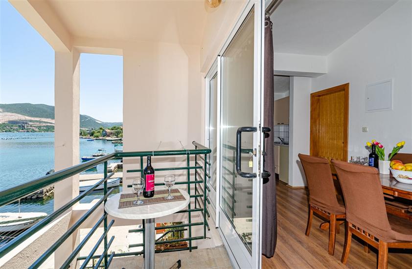 Apartment A2, for 4 persons