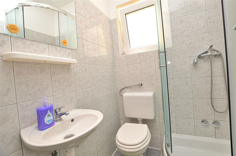 Apartment A4, for 4 persons