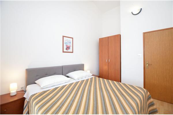 Apartment A4, for 4 persons