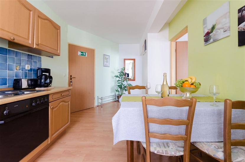 Apartment A2, for 4 persons