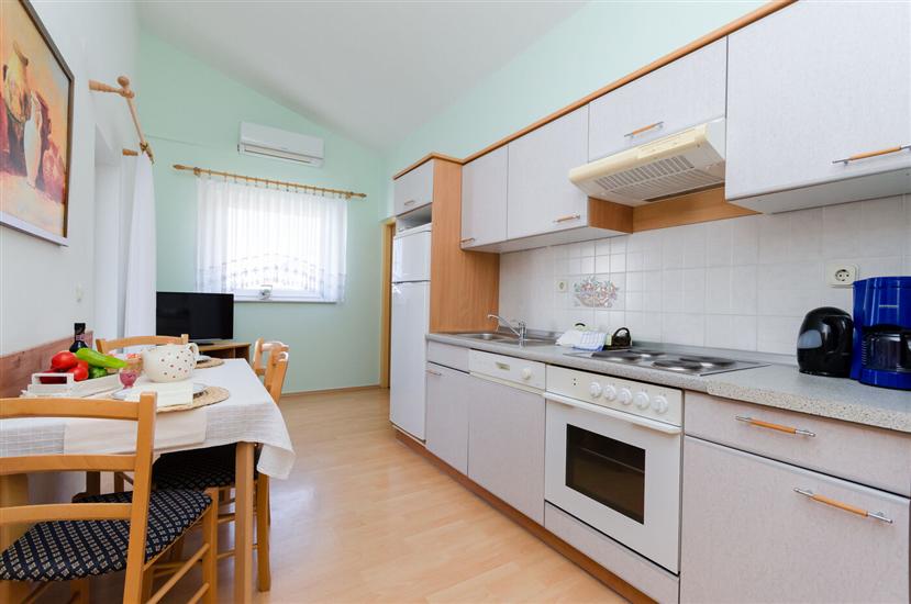 Apartment A4, for 4 persons