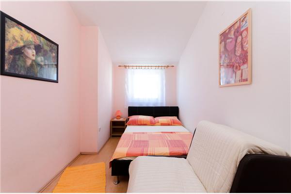 Apartment A4, for 4 persons