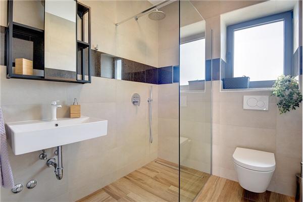 Hiša K1, na 6 osebe