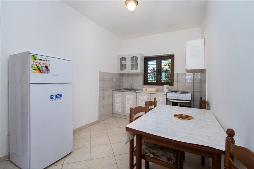 Apartment A1, for 5 persons
