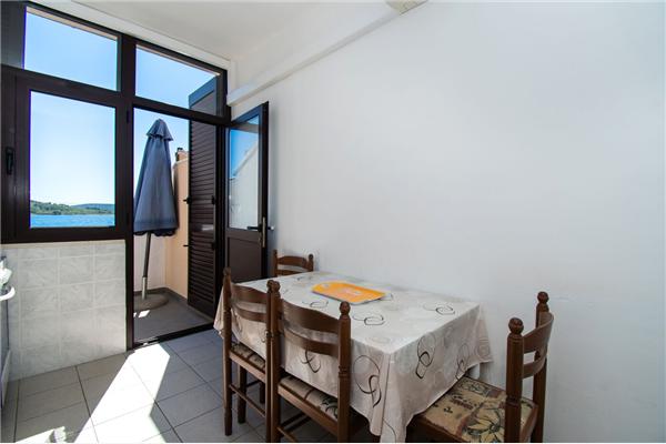 Apartment A2, for 4 persons