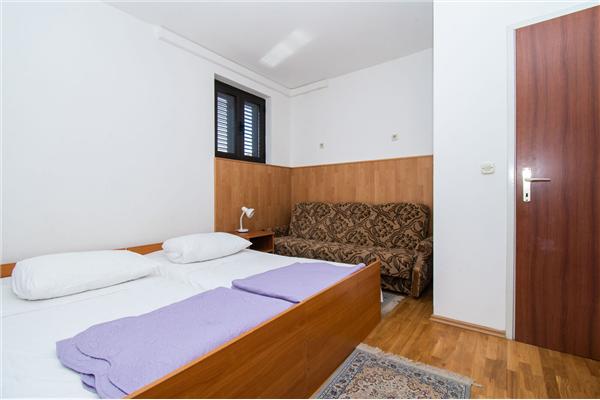 Apartment A2, for 4 persons