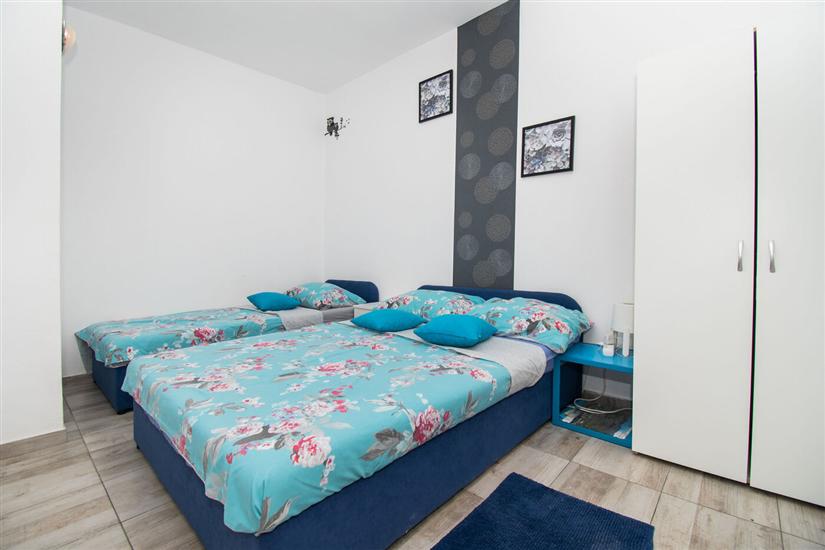 Apartment A2, for 3 persons