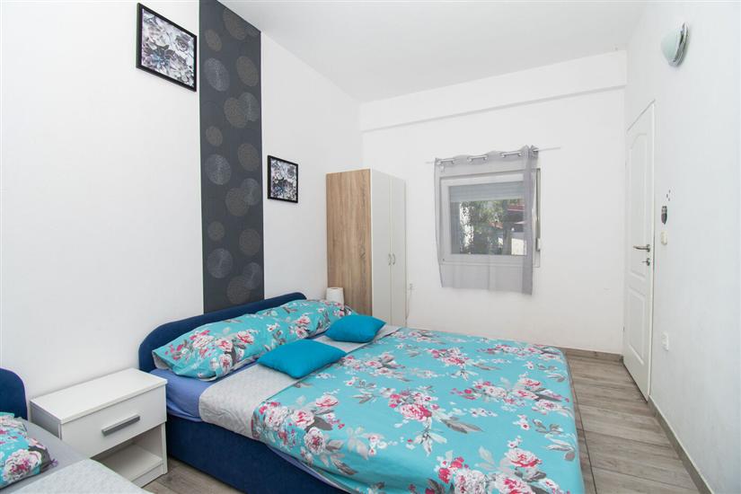 Apartment A2, for 3 persons
