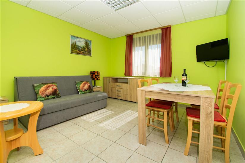 Apartment A2, for 6 persons