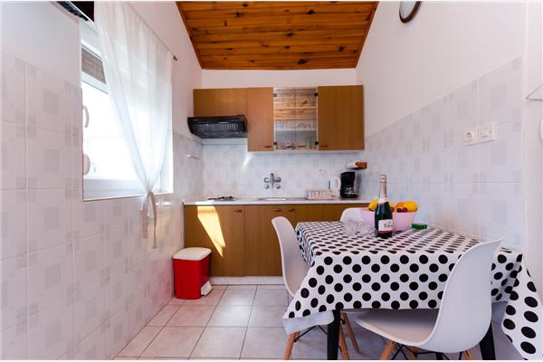 Apartment A2, for 3 persons