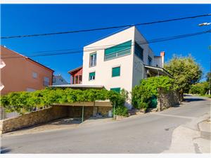Apartments Tomo Supetarska Draga - island Rab, Size 65.00 m2