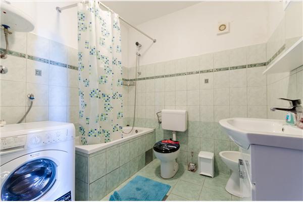 Apartment A1, for 4 persons